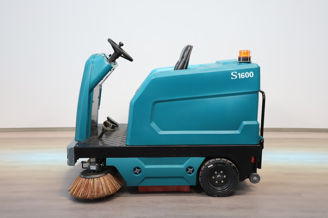 Ride-on teal floor sweeper machine s1600